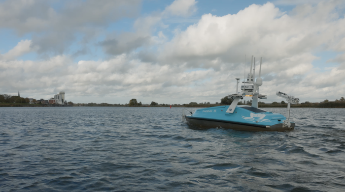 Aquatic Drones: Veilige waterwereld door data van robot-boot